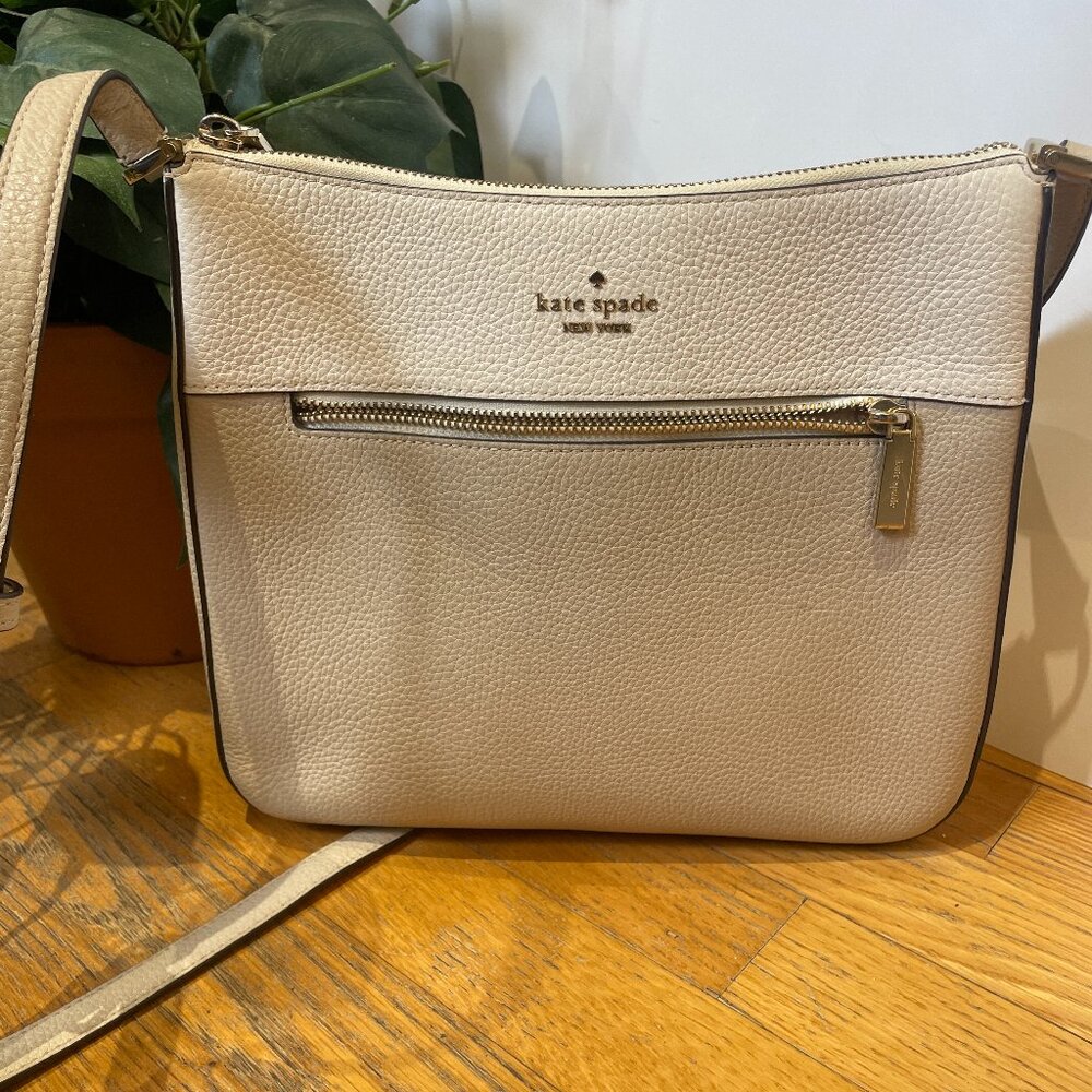 Kate Spade New York Lena Large Swingpack Crossbody bag